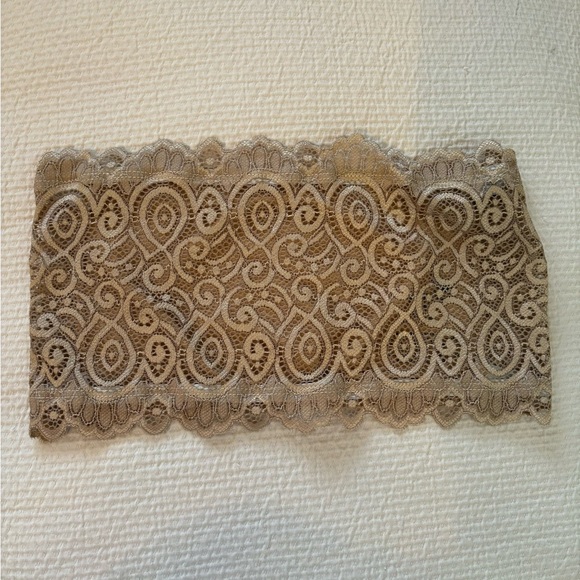 NWOT! FREE PEOPLE Set of 2 Intimately Lace Bandeau Tops - Picture 2 of 7